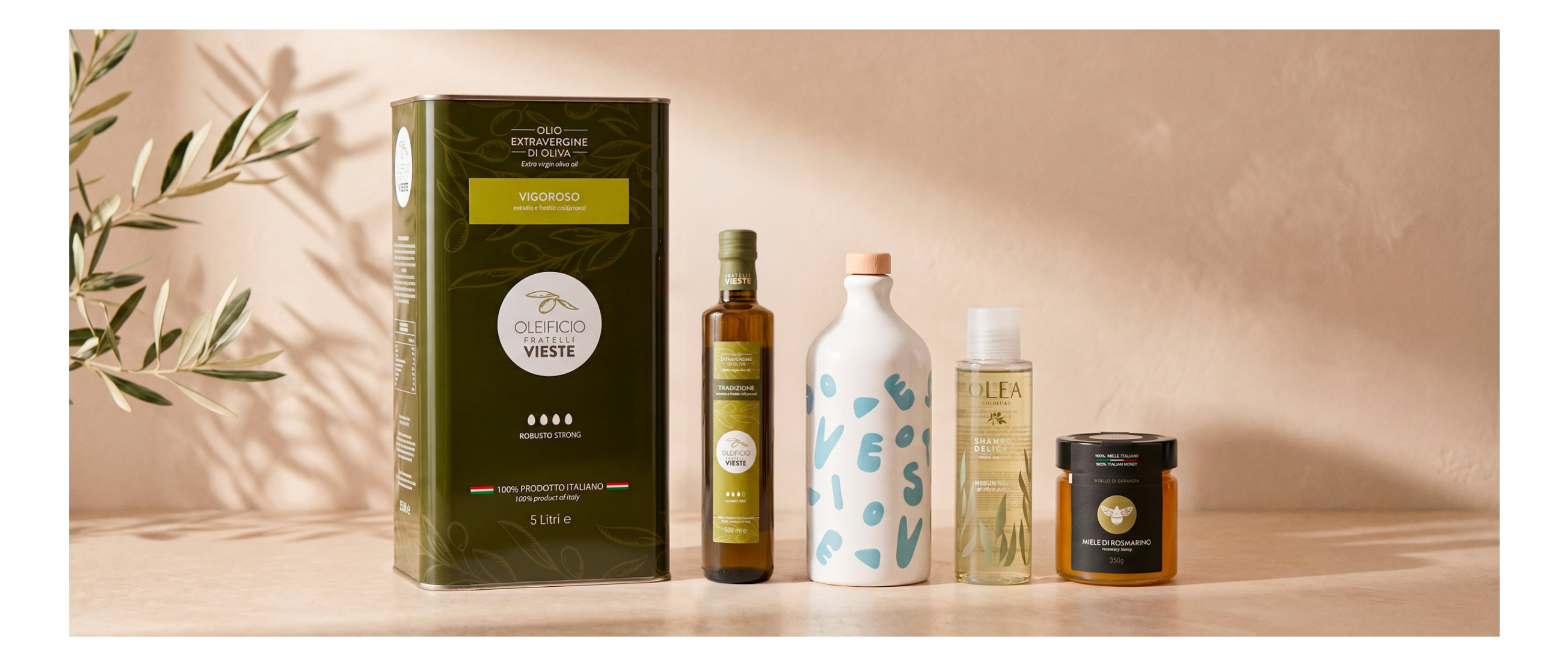 Selezione di prodotti Oleificio Fratelli Vieste: olio extravergine, cosmesi OLEA, miele e orcio in ceramica