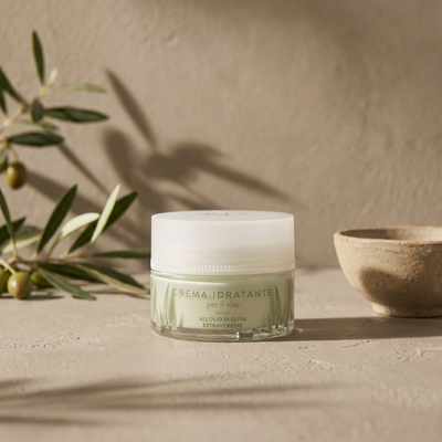Crema idratante viso Olea Cosmetic all'olio extravergine di oliva. Oleificio Fratelli Vieste