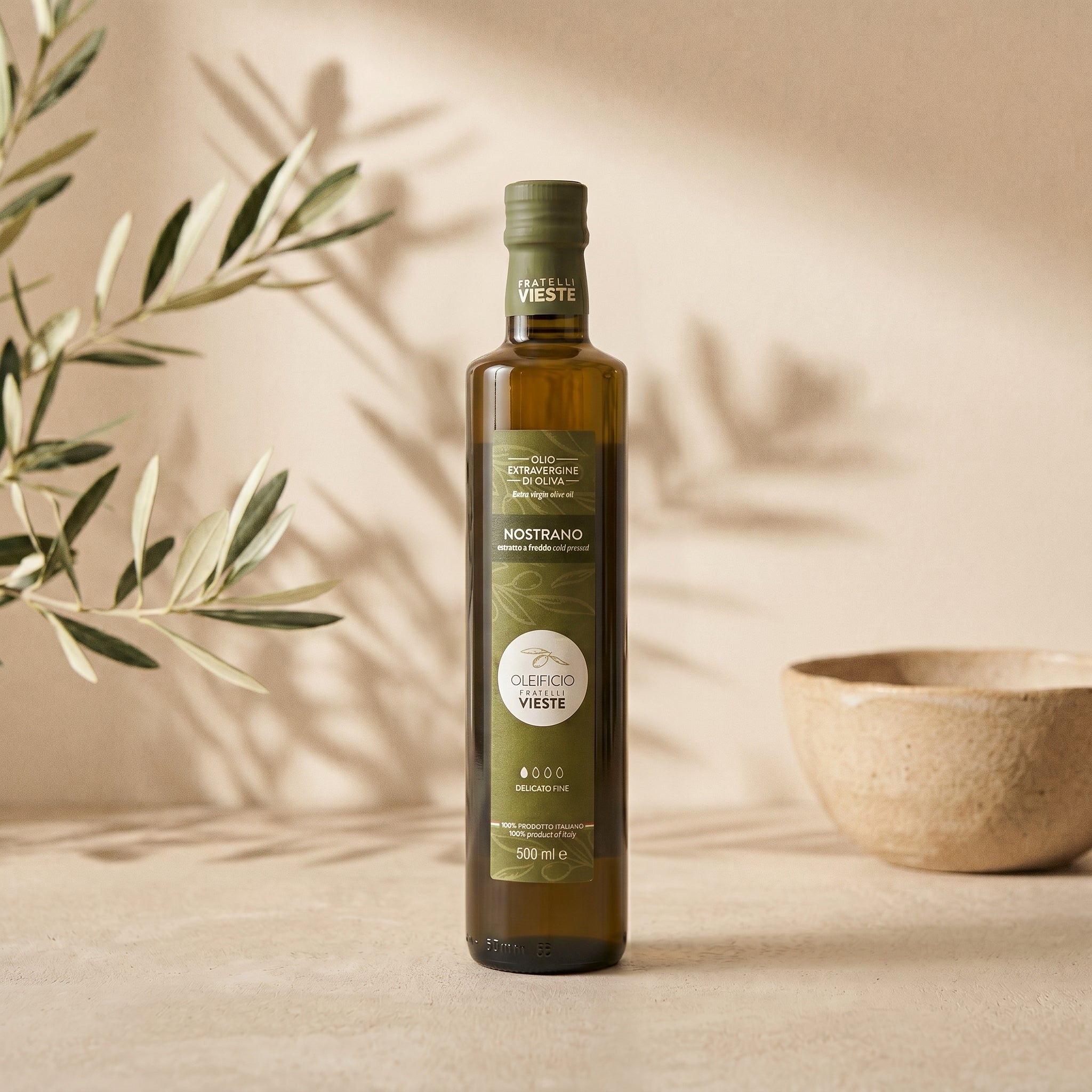 Nostrano: olio extravergine di oliva Ogliarola Garganica. Oleificio Fratelli Vieste