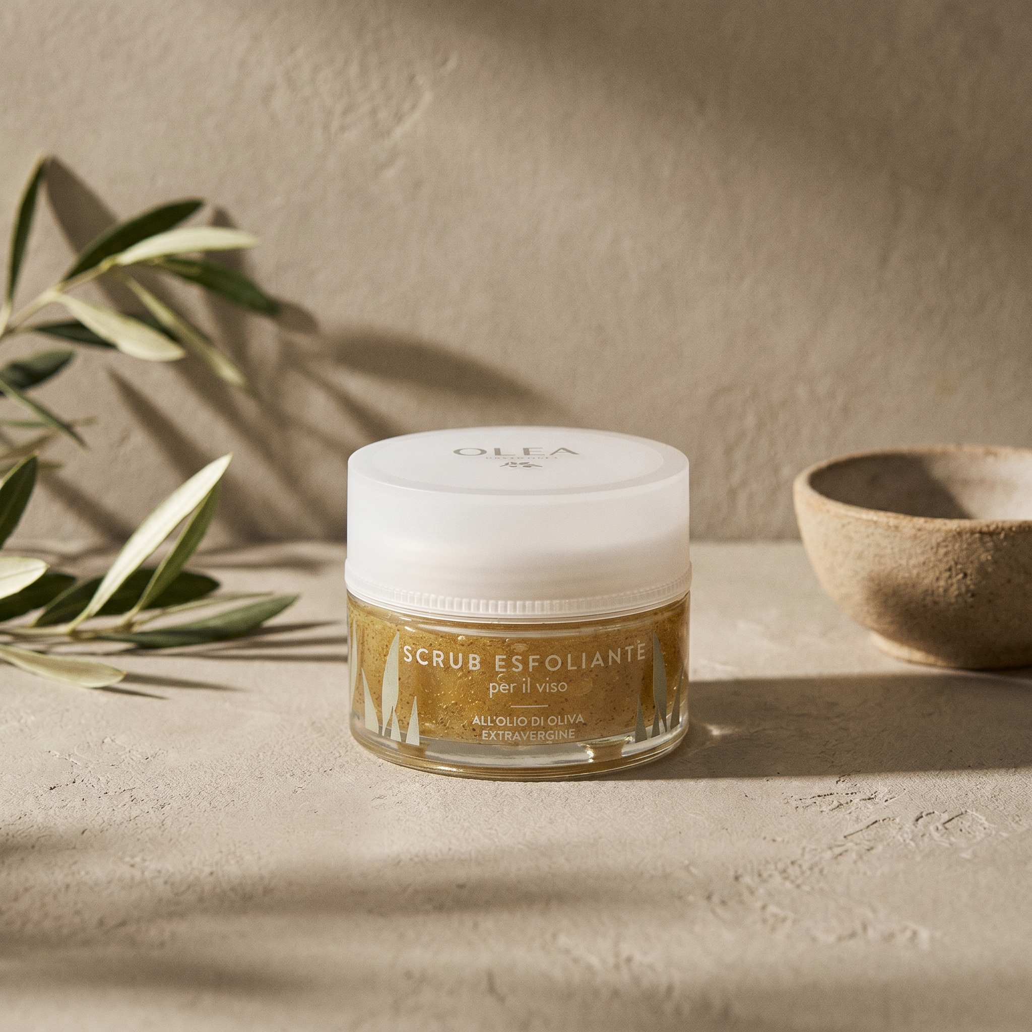 Scrub esfoliante viso Olea Cosmetic all'olio extravergine di oliva. Oleificio Fratelli Vieste